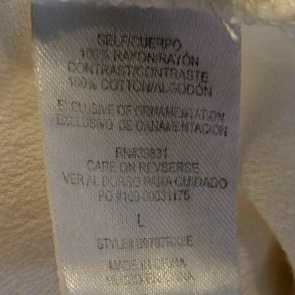 Democracy Embroidered Ivory Gauzy Bohemian Peasant Top with Bell Sleeves Sz L - Picture 14 of 14